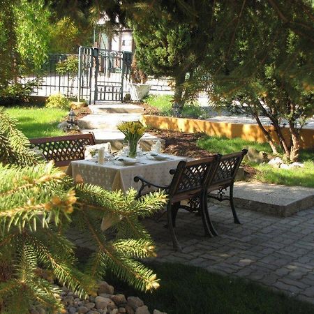 Zamok U Grofa Hotel Нитра Екстериор снимка